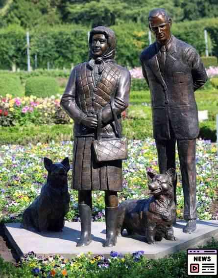 Queen Elizabeth II’s New Statue: A Mix of Admiration and Critique