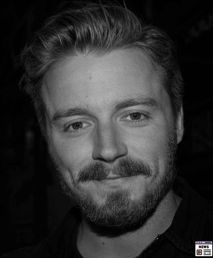 Jack Lowden Shines at Screen Summit While Enjoying Slow Horses Ride