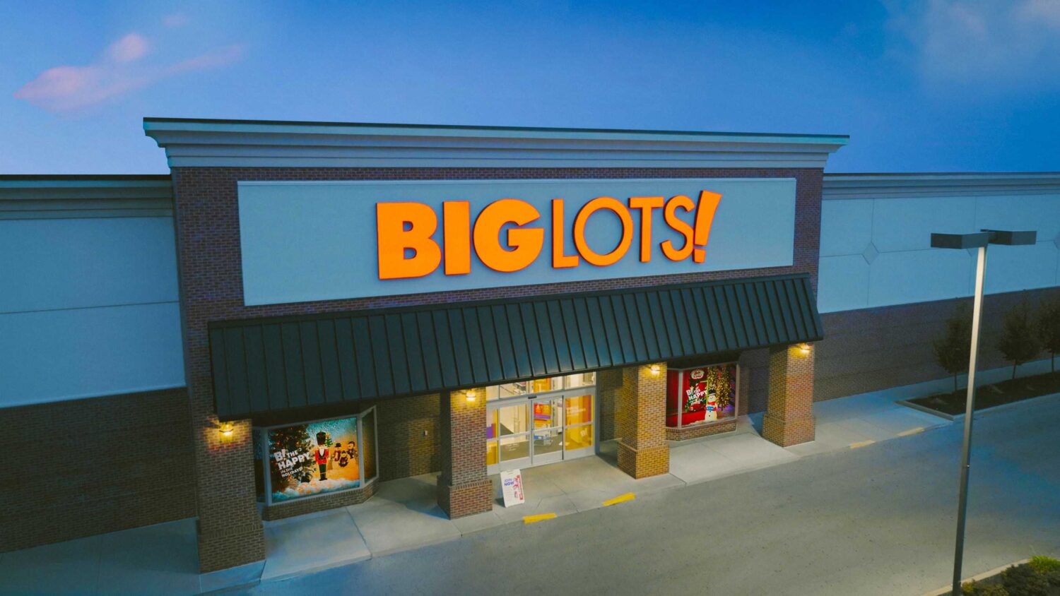 Big Lots Faces Bankruptcy as Private Equity Steps In to Rescue