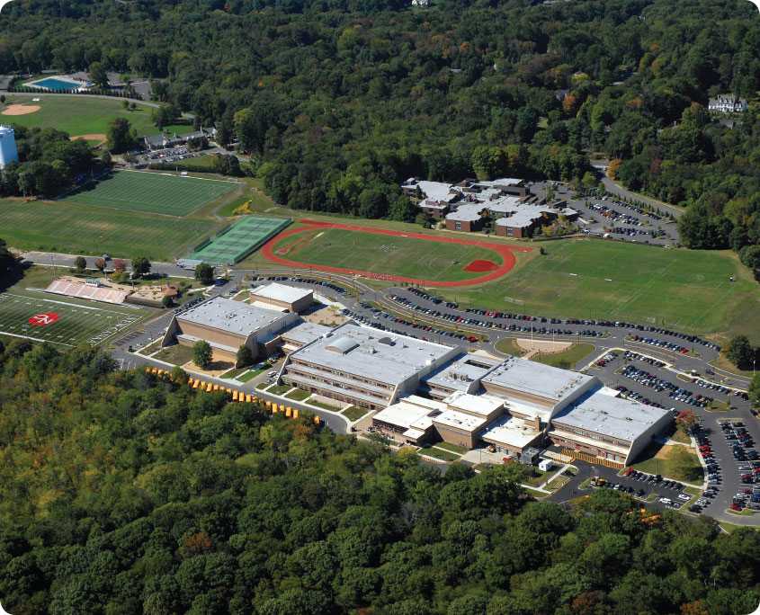 Community Grieves as New Canaan High School Senior Passes Away