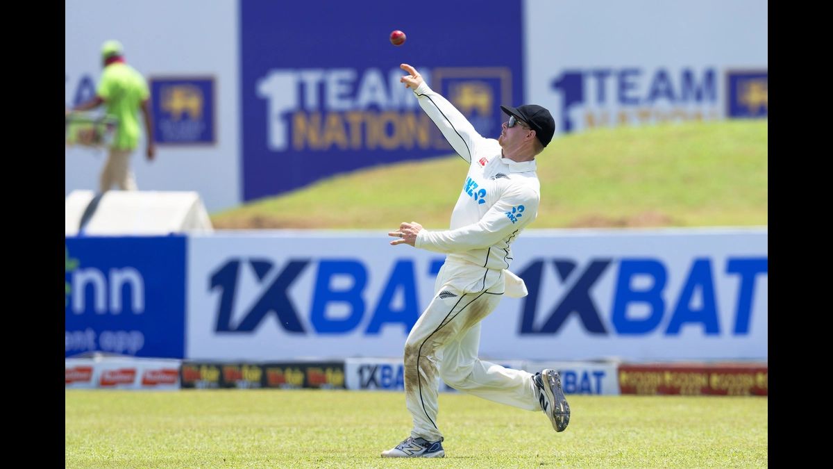 Sri Lanka Dominates New Zealand in Second Test Amid Fielding Blunders