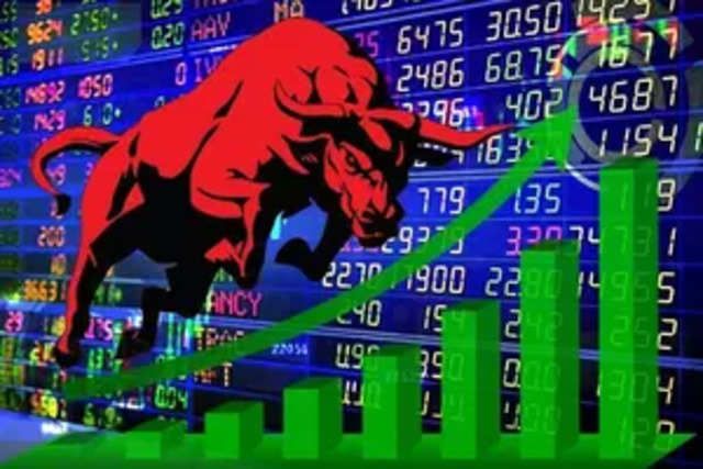 Investors Eye Market Shifts as Midcaps Soar and Stocks Dive