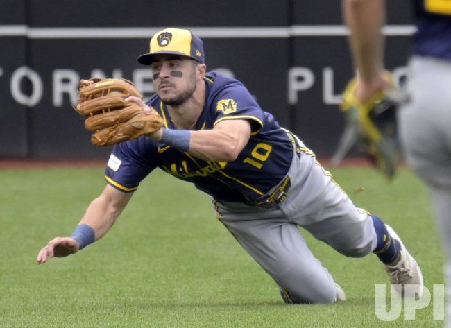 Brewers Young Stars Shine with Sal Frelick’s Stunning Catch