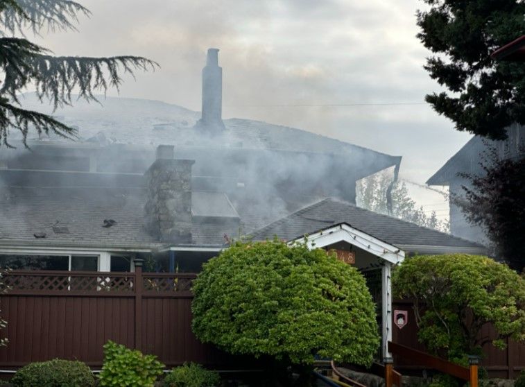 Vancouver Oakridge Fire Causes Major Traffic Disruption