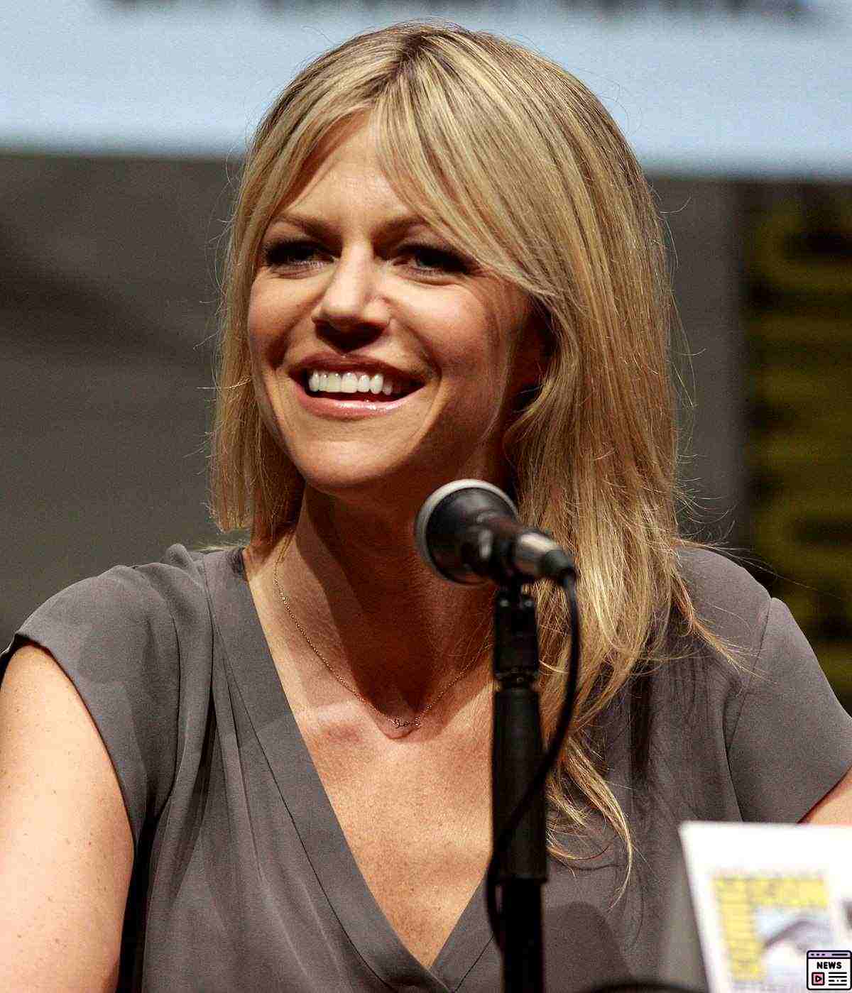 Kaitlin Olson: From Comedy Star to Crime-Solving Cleaning Lady