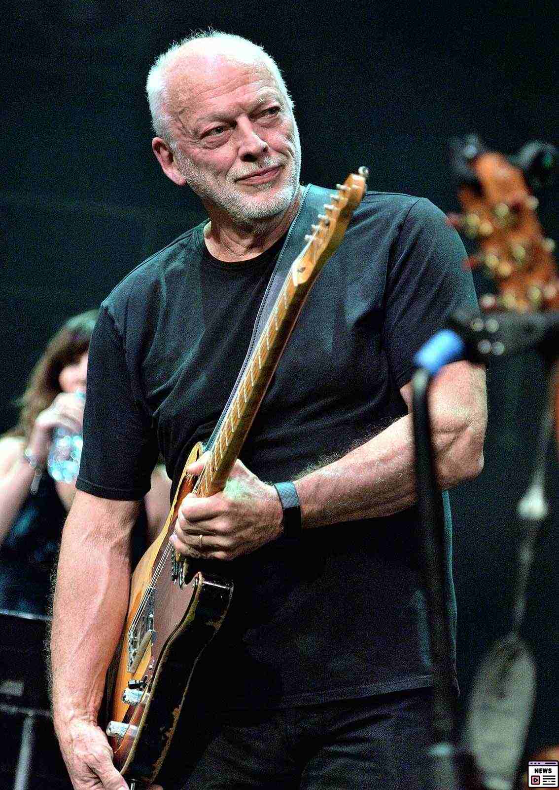 Exploring David Gilmour’s Lyricism: A Journey Through ‘Luck and Strange