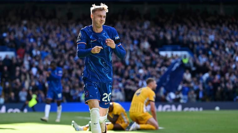 Rashford Faces Criticism While Van de Ven Dazzles in Spurs Win