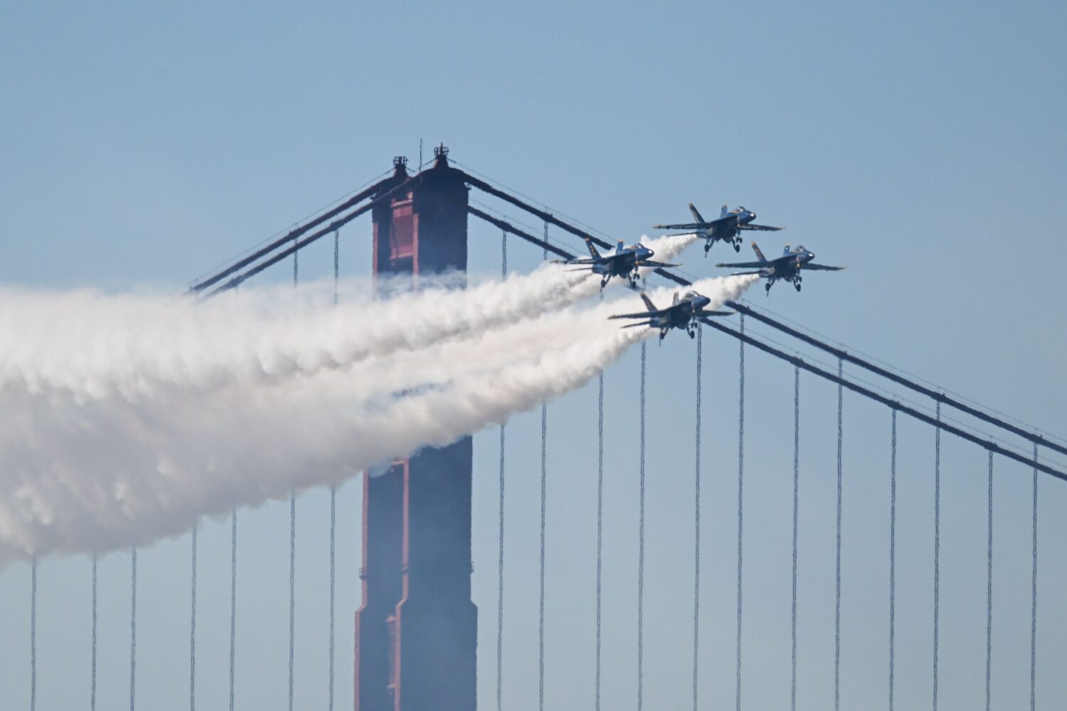 Blue Angels Soar Over SF Bay for Fleet Week Practice