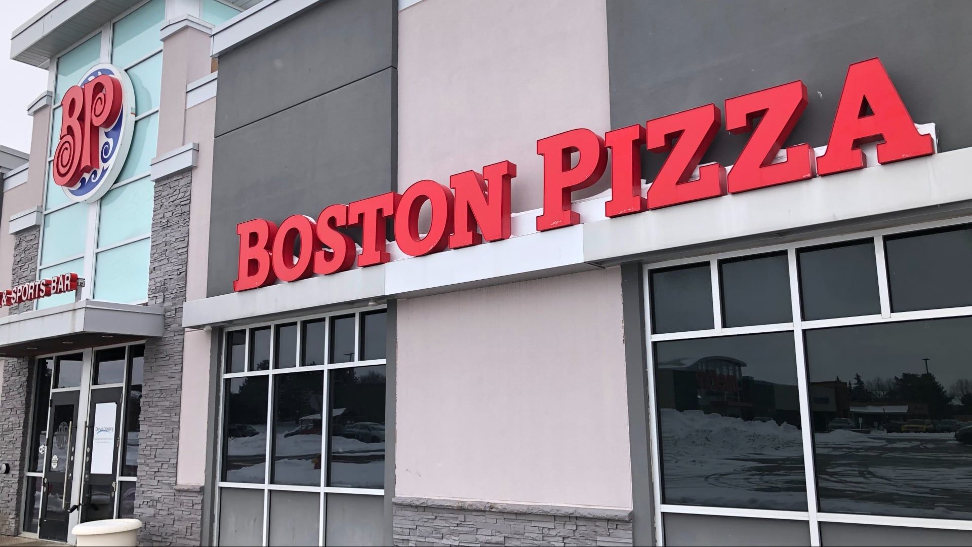 Boston Pizza St. Catharines Faces Liquor Licence Suspension After Fatal Crash